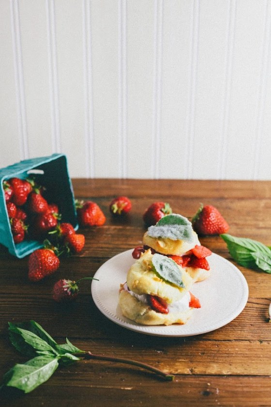 Strawberry Creampuffs